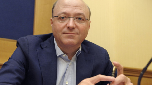 Fascismo. Corsaro: cancellato post, mi scuso con chi si &egrave; sentito ... - 10notizie.it