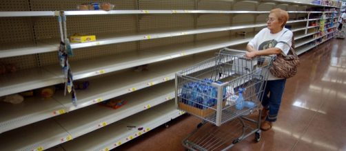 El desabastecimiento en Venezuela ha propiciado una ola de cr&iacute;menes y protestas relacionadas con el hambre