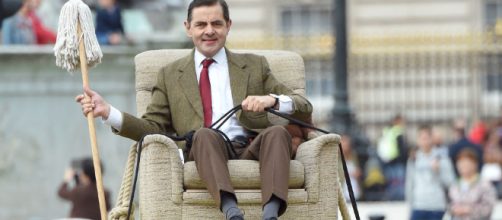 Rowan Atkinson celebrates 25 years of Mr Bean by recreating ... - digitalspy.com