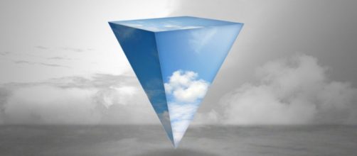 We can overturn the pyramid with words. (Image via 95C/Pixabay)