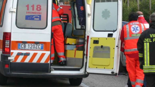 bimbo di 5 anni perde la vita cadendo in un frantoio - anteprima24.it