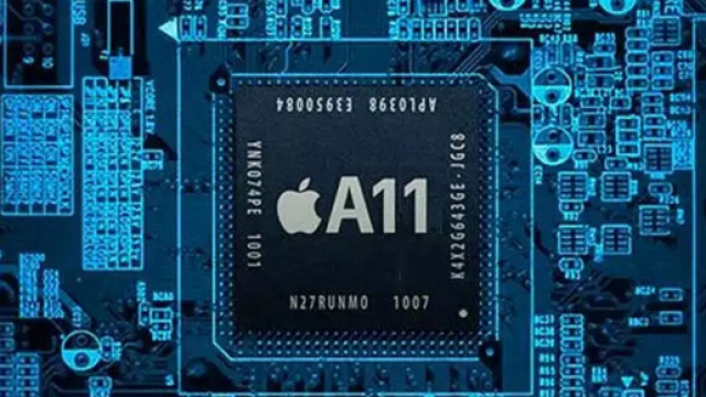 Foto microprocessore installato sugli ultimi IoS