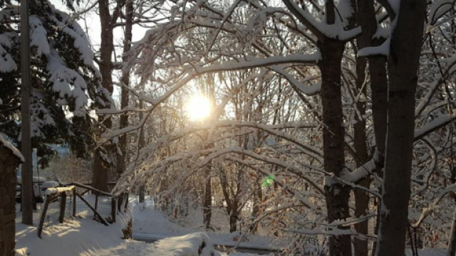 Il meteo divide in due l'italia, neve e pioggia al nord, clima mite al sud - neveappennino.it