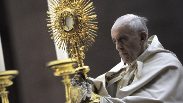 Vittima di abusi critica Papa Francesco