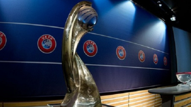 Il trofeo messo in palio per la UEFA Nations League