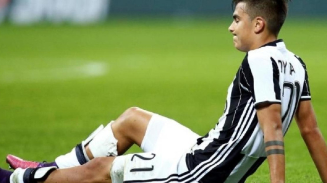 Infortunio Dybala: Juventus preoccupata, ecco le ipotesi sul recupero del calciatore