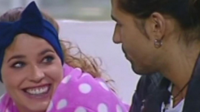 Luca e Ivana si sono fidanzati.