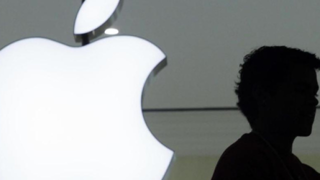 Apple: chiesto studio su effetti della dipendenza da iPhone sui bambini