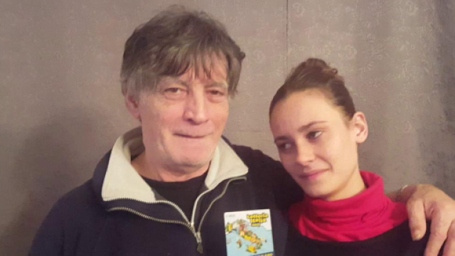 Biagio Vigna, vincitore del quarto premio della Lotteria Italia, del valore di un milione di euro con la figlia Francesca a cui dar&agrave; i soldi.