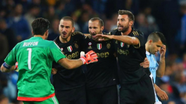 Juventus, Chiellini in vacanza con Bonucci