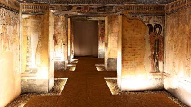 Scanning Seti - La stanza mortuaria - photo &copy;Piergiorgio Pescali