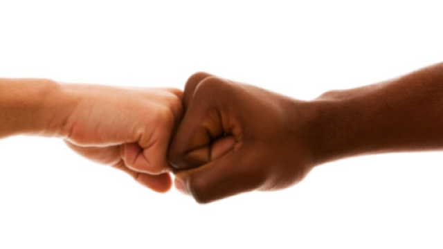 L'Italia non si pu&ograve; definire razzista.