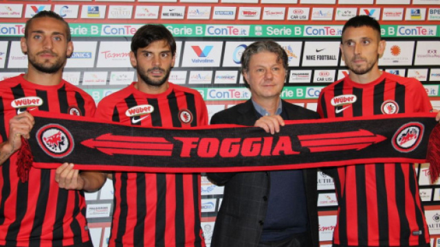 Nello scatto, da sinistra verso destra, Denis Tonucci, Marco Zambelli, Lucio Fares (presidente del Foggia Calcio) e Leandro Greco