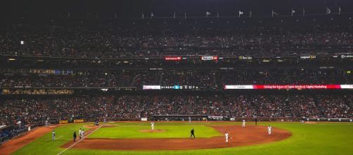 A Major Leage Baseball game in progress. [Image via 12019 - Pixabay]