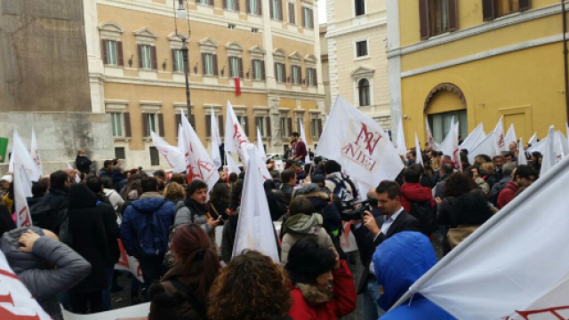 Scuola: per l'Anief il Governo non pensa al rinnovo del contratto della Scuola