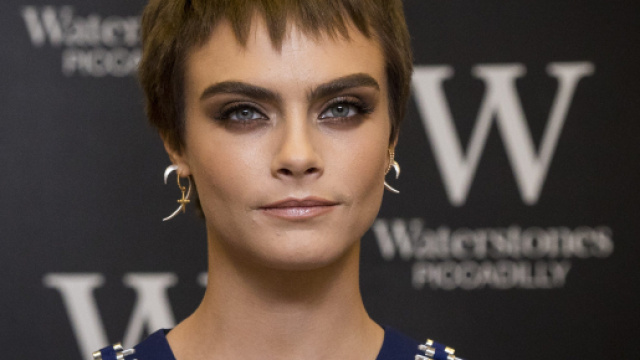 Tagli di capelli corti autunno-inverno: il pixie, la frangia e il castano ramato