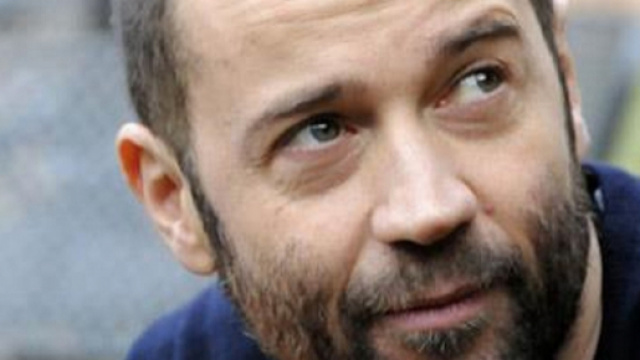 Fabio Volo parla di politica a 'Un giorno da pecora'
