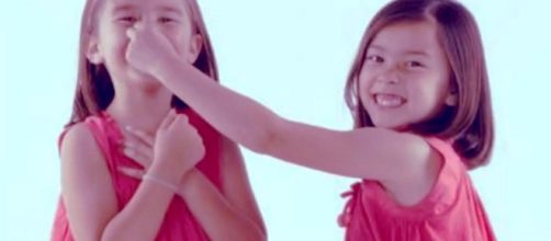 Twins Mady and Cara Gosselin's birthday is by parents Jon and Kate on Instagram. [Image Source: gosselinfanforeverxo - YouTube]