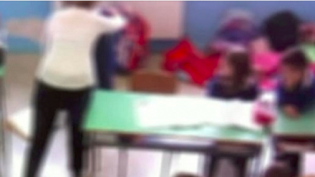 Campania. Schiaffi in classe, bimba tagliata con l&rsquo;anello dalla maestra violenta - Internapoli