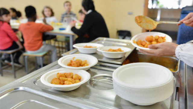 Lodi: bambini stranieri esclusi dalla mensa scolastica