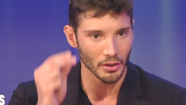 Stefano De Martino si commuove per Belen
