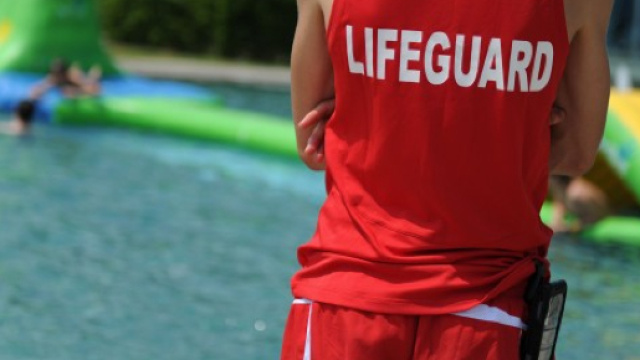 Savona, denunciato presunto bagnino piromane