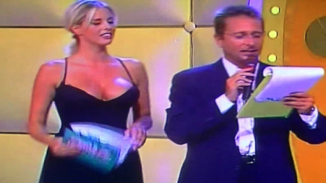 Ela Weber - Tira e Molla - Video Dailymotion - dailymotion.com