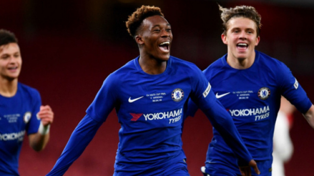 Les 5 meilleurs footballeurs n&eacute;s en 2000