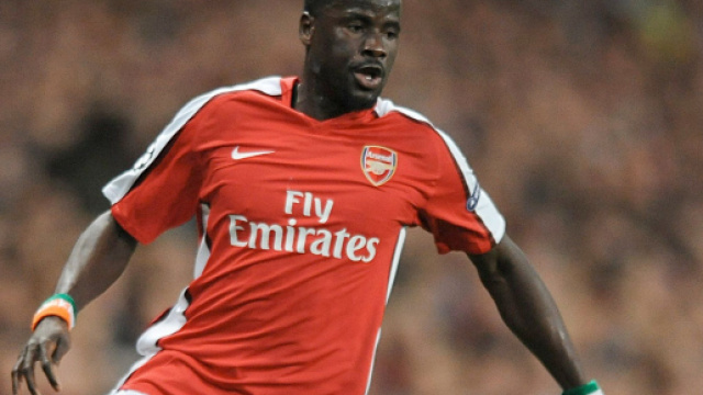 Ruin&eacute;e par son ex-femme, bient&ocirc;t SDF, une star du football a pens&eacute; ... - voici.fr