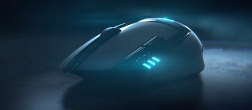 Gaming Mouse in picture not related.