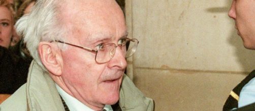 Robert Faurisson en uno de los juicios contra &eacute;l por sus opiniones racistas.