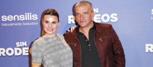 Mar&iacute;a Lapiedra y Gustavo G&oacute;nzalez en un estreno