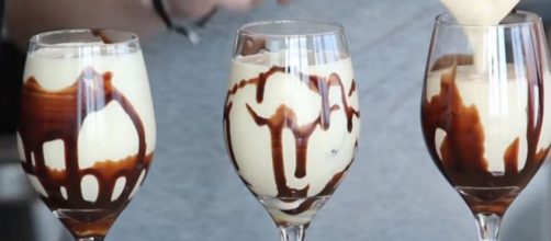 The Mudslide [Source: Tipsy Bartender - YouTube]