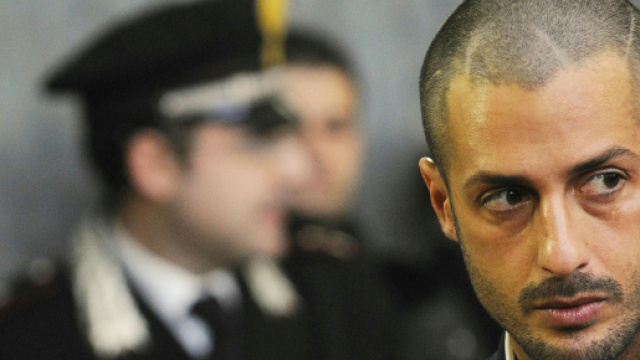 Fabrizio Corona, tatuaggio per Costanzo