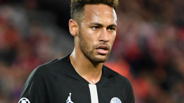 Malgr&eacute; le talent ind&eacute;niable du Br&eacute;silien Neymar, le PSG n'a pas encore bascul&eacute; dans la dynastie des grands d'Europe.