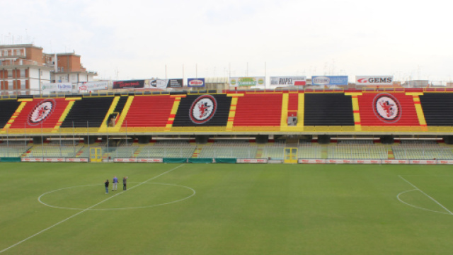 stadio Foggia (FOTO ... - statoquotidiano.it