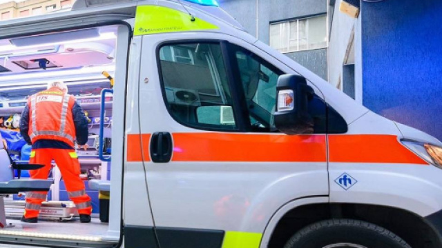 Nonno muore mentre accompagna la nipotina a scuola nel Napoletano