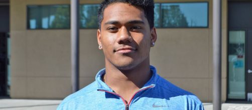 Nebraska football inside linebacker target to be cutting down his list of Top 5 schools. [Image source: 4search/YouTube]