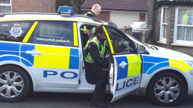 Gran Bretagna, ragazza 18enne condannata per abusi su due bimbi | youtube.com