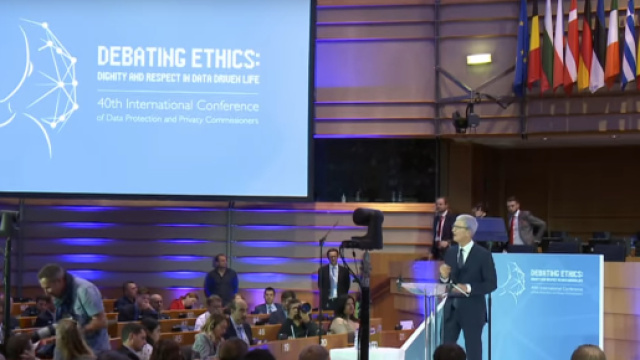 R&eacute;glementation des donn&eacute;es personnelles aux &Eacute;tats-Unis : intervention de Tim Cook - Bruxelles, 24 octobre 2018