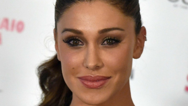 Gossip: Belen Rodriguez fermata dalla polizia per una 'bravata' in auto con Jeremias.