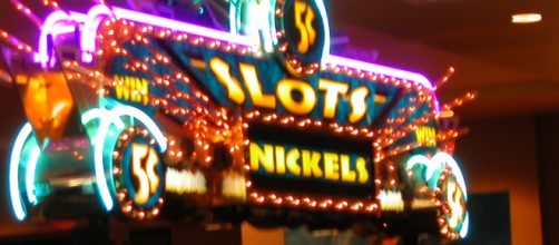 Casino owners have ways to trick people into losing. [image source: Film Office/Flickr]