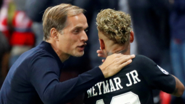 Le long contact entre Thomas Tuchel et Neymar n'est pas du go&ucirc;t de Willy Sagnol et Christophe Dugarry