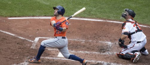 Jose Altuve helped his Houston Astros in their Game 1 win over the Cleveland Indians on October 5. - [Keith Allison / Flickr]
