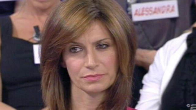 Barbara De Santi litiga a Uomini e Donne trono over.