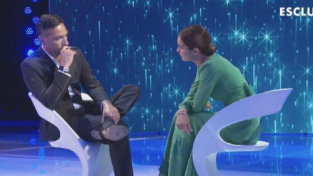 Costantino Vitagliano e Silvia Toffanin piangono per la perdita di Rosina. Blasting News