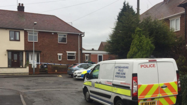 Gran Bretagna, uccide il fidanzato per un bagno nudo con altre donne