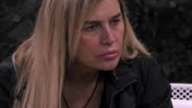 Lory Del Santo si commuove parlando del figlio scomparso Loren