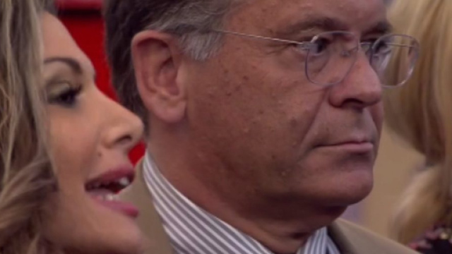 Cecchi Paone coccola Fabio Basile