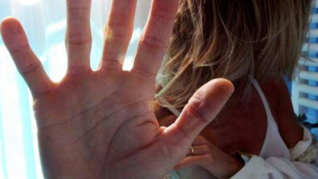 Ancona, ragazza di 22 anni stuprata ripetutamente